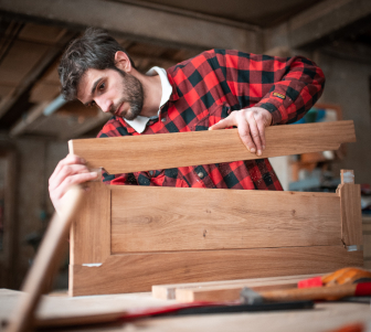 Après validation du prototype avec le client, je commence la fabrication.